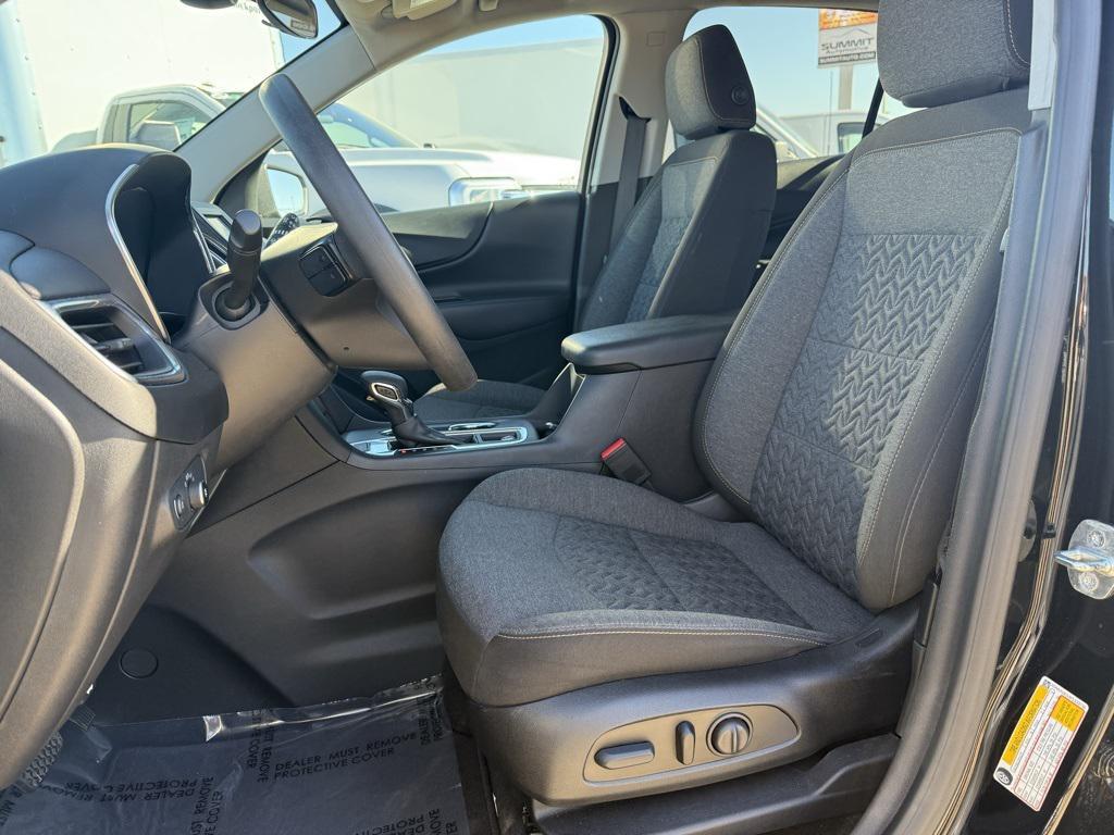 used 2023 Chevrolet Equinox car, priced at $21,492