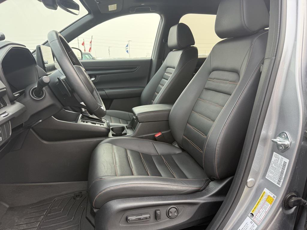 used 2024 Honda CR-V Hybrid car, priced at $33,994