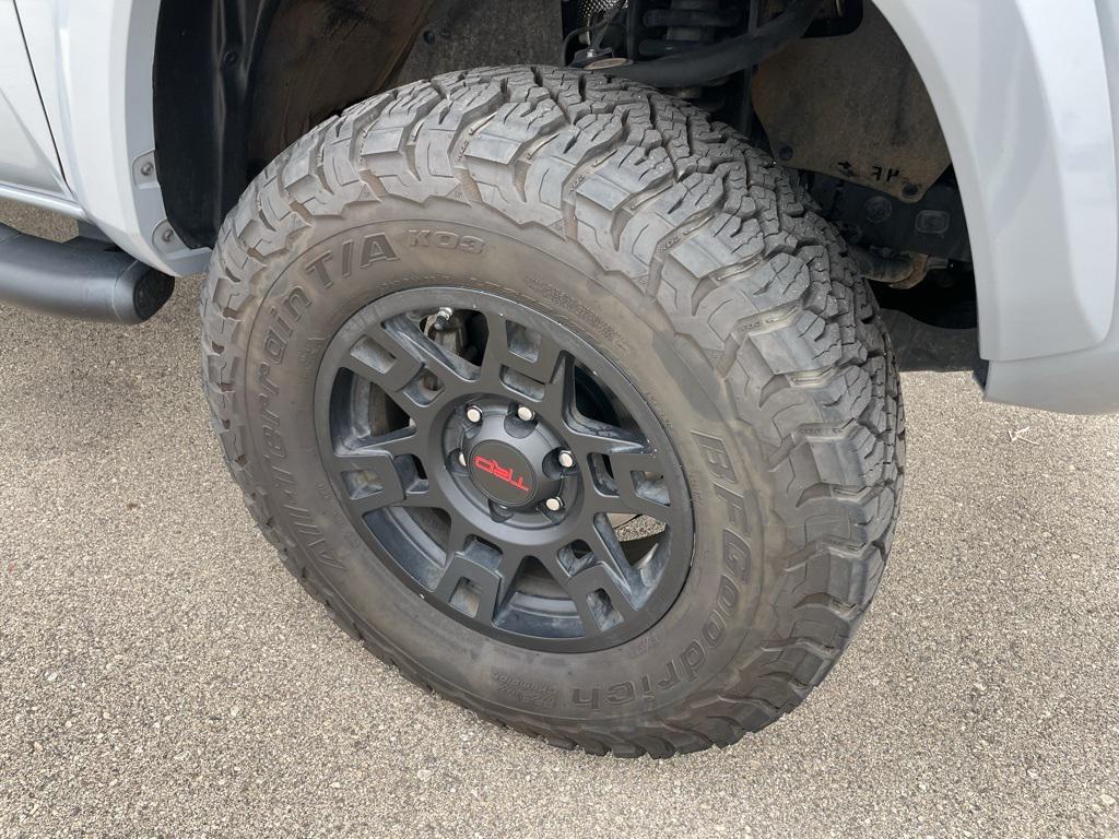 used 2019 Toyota Tacoma car, priced at $33,992
