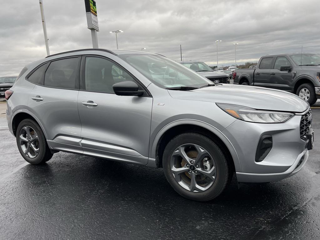 used 2024 Ford Escape car, priced at $22,000