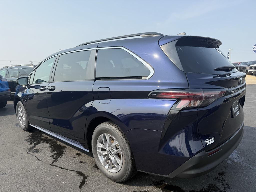 used 2023 Toyota Sienna car, priced at $37,994