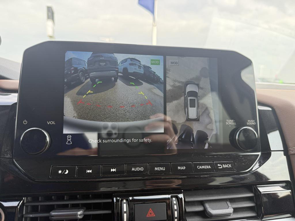 used 2022 Nissan Pathfinder car, priced at $29,995