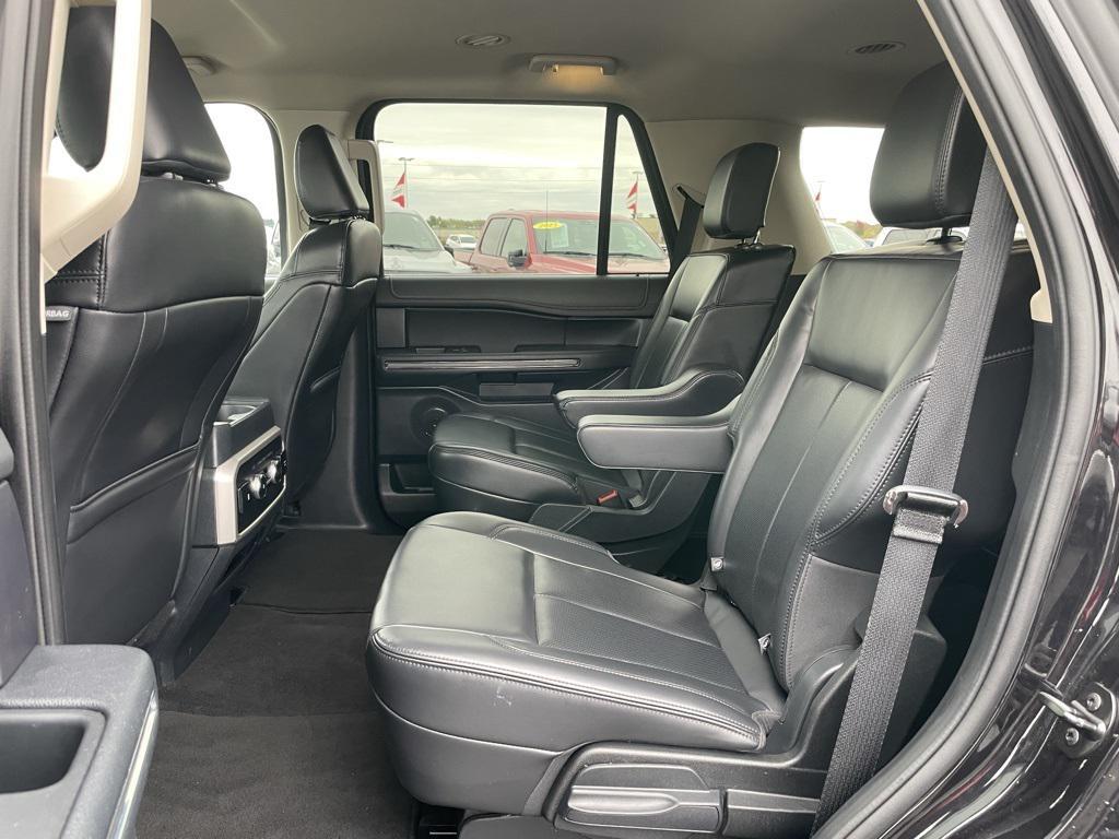 used 2024 Ford Expedition car, priced at $43,999