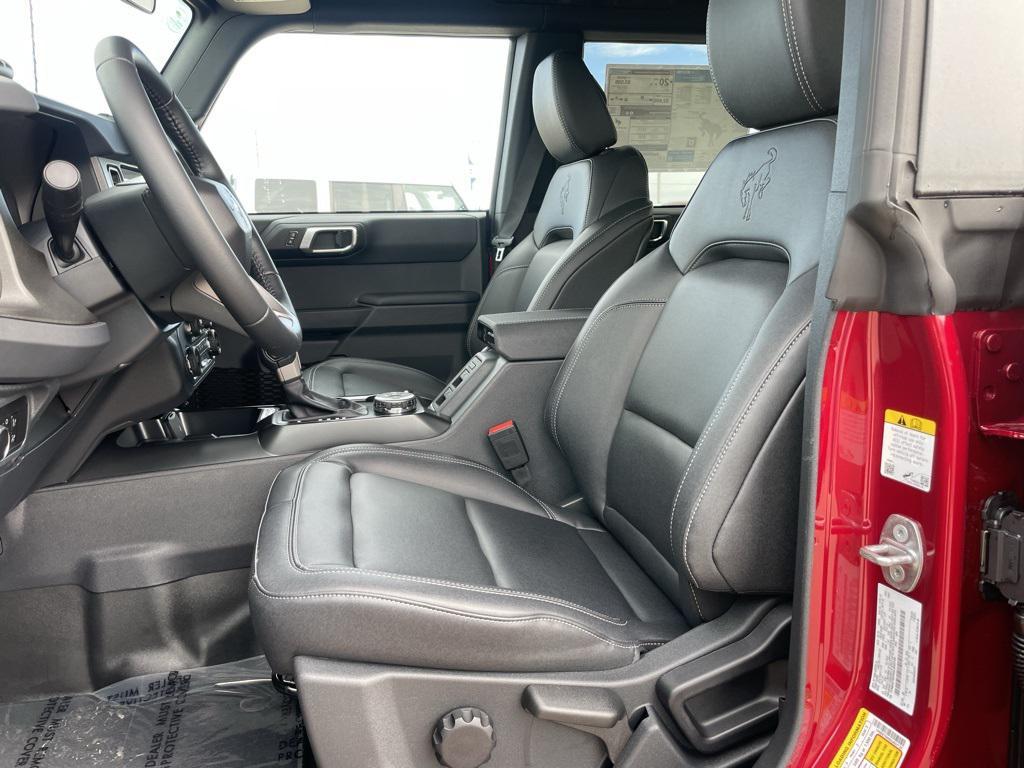 new 2025 Ford Bronco car, priced at $43,904