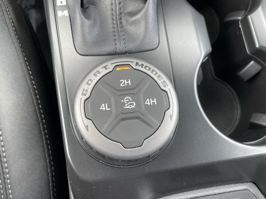 new 2025 Ford Bronco car, priced at $43,904