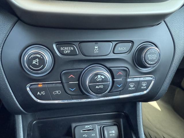 used 2016 Jeep Cherokee car