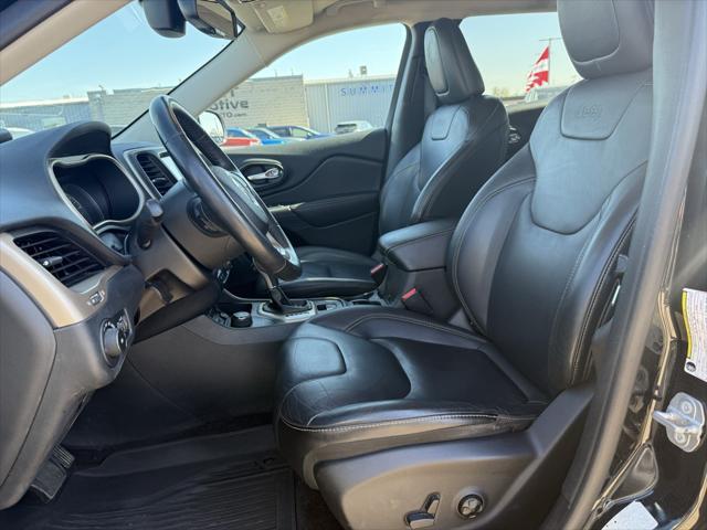 used 2016 Jeep Cherokee car