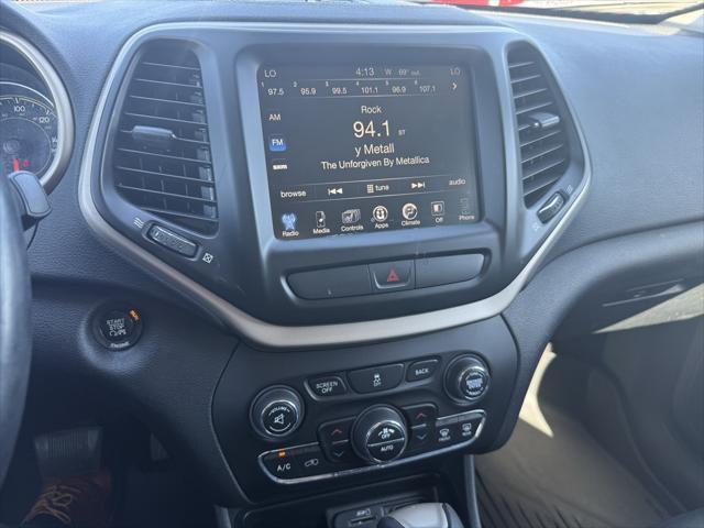 used 2016 Jeep Cherokee car