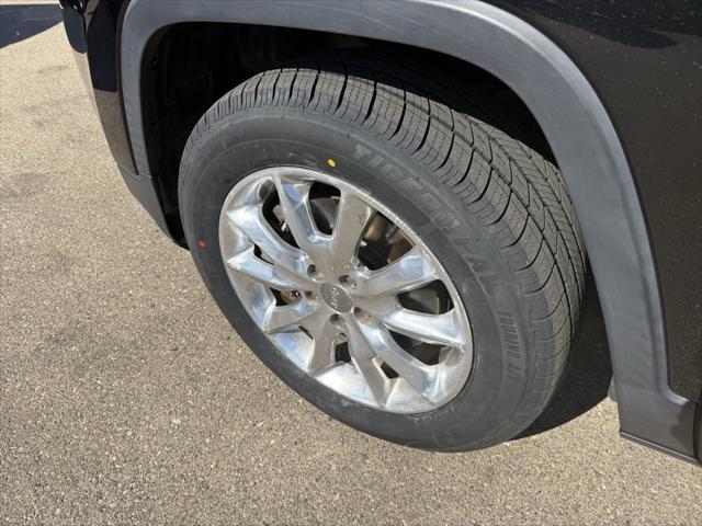 used 2016 Jeep Cherokee car