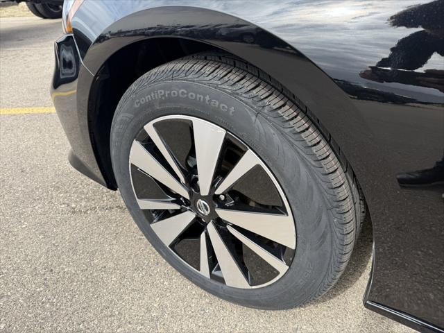 used 2022 Nissan Altima car, priced at $18,999