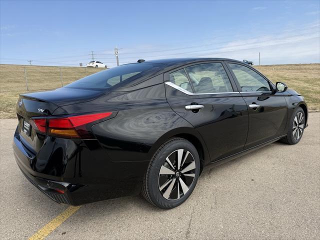 used 2022 Nissan Altima car, priced at $18,999