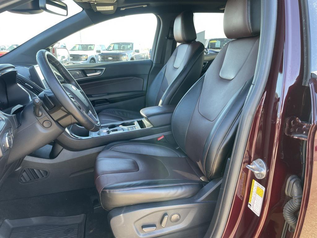used 2021 Ford Edge car