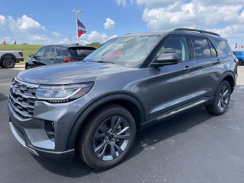 new 2025 Ford Explorer car, priced at $46,107