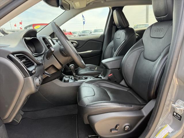 used 2023 Jeep Cherokee car, priced at $23,999