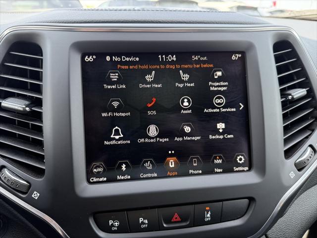 used 2023 Jeep Cherokee car, priced at $23,999