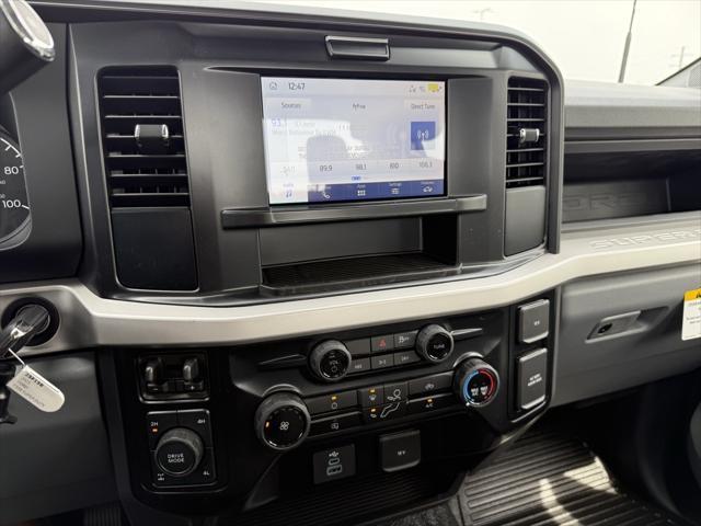 new 2025 Ford F-350 car, priced at $54,965