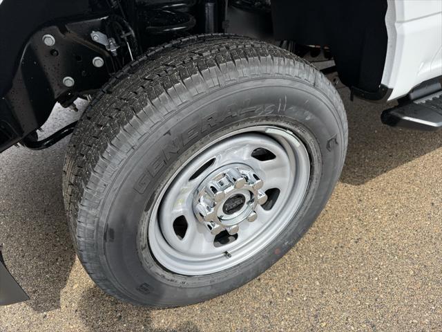 new 2025 Ford F-350 car, priced at $54,965
