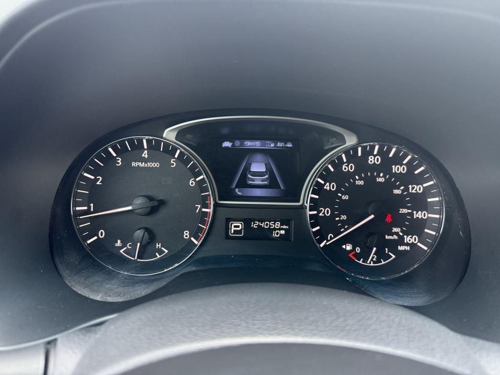 used 2015 Nissan Pathfinder car, priced at $9,999