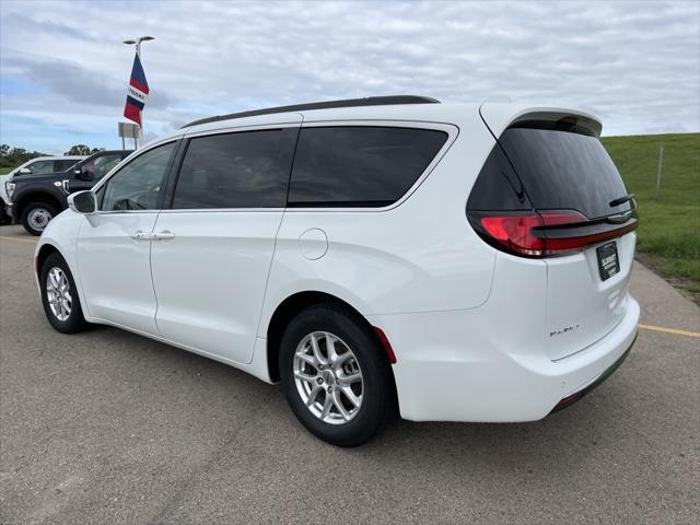 used 2022 Chrysler Pacifica car, priced at $26,999