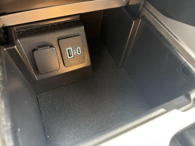 used 2021 Ford Explorer car, priced at $37,999