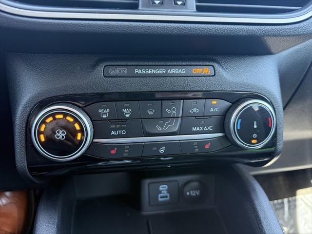 used 2022 Ford Escape car, priced at $19,999