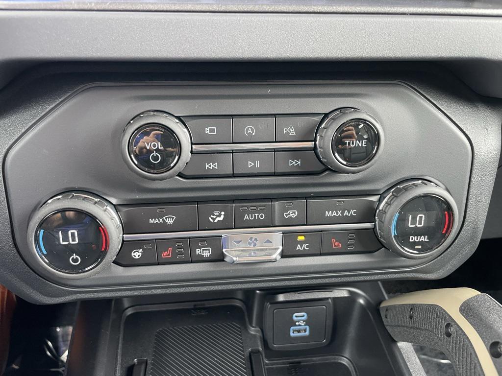 new 2025 Ford Bronco car, priced at $60,092