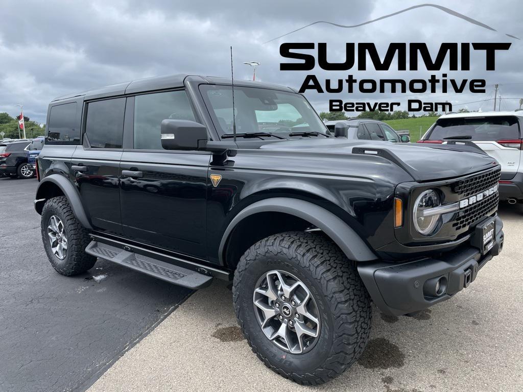 new 2025 Ford Bronco car, priced at $60,092