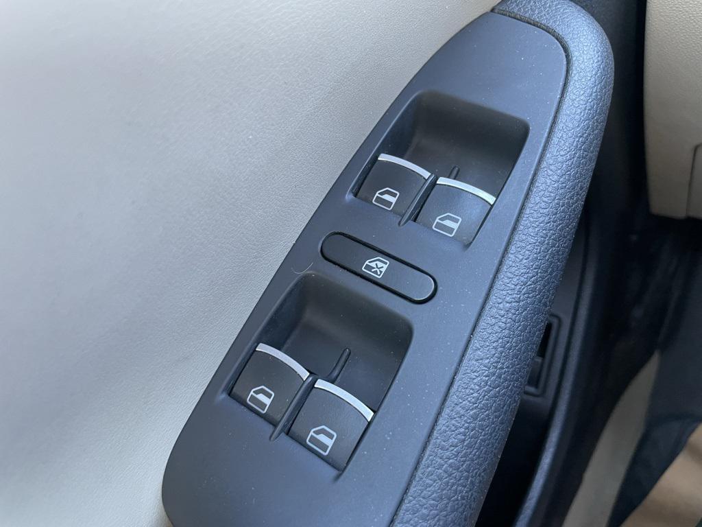 used 2013 Volkswagen Jetta car, priced at $10,999