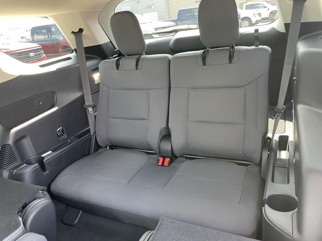 new 2025 Ford Explorer car, priced at $40,294