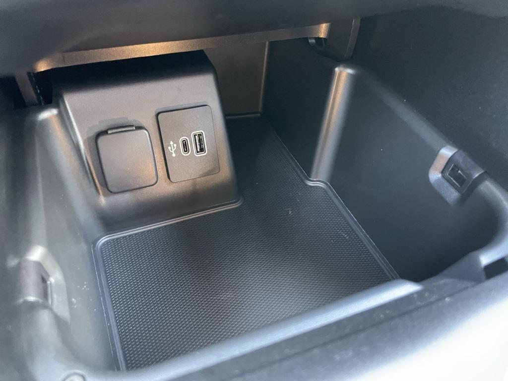 new 2025 Ford Explorer car, priced at $40,294