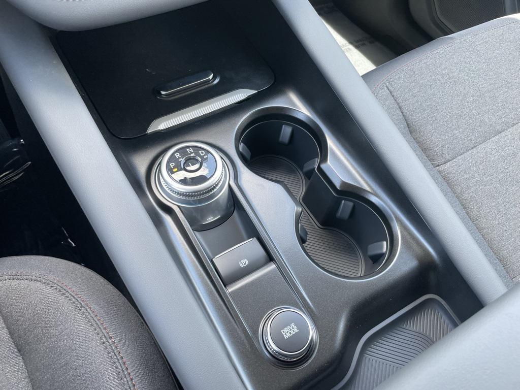 new 2025 Ford Explorer car, priced at $40,294