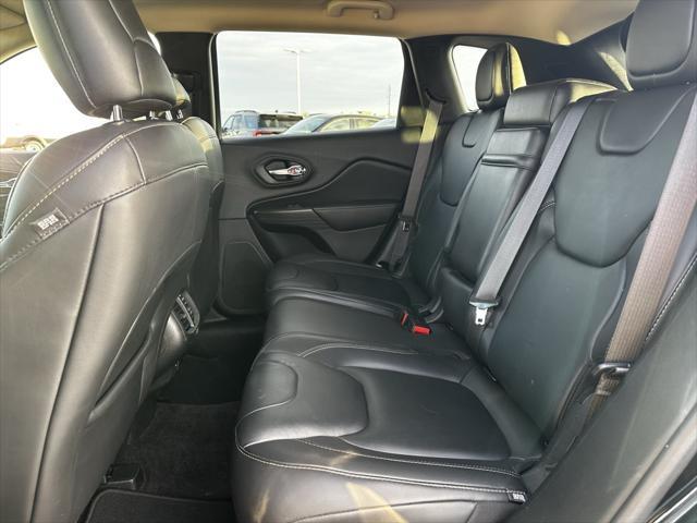 used 2017 Jeep Cherokee car