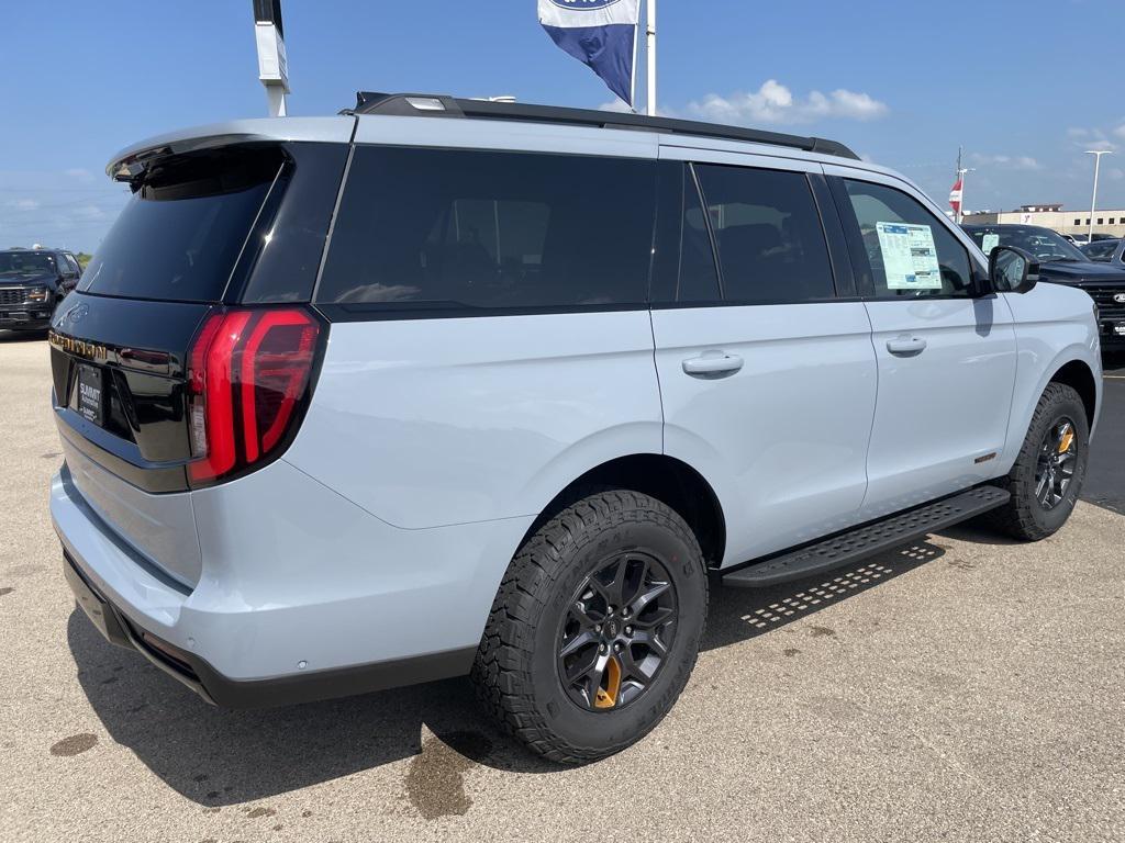 new 2025 Ford Expedition car, priced at $81,169