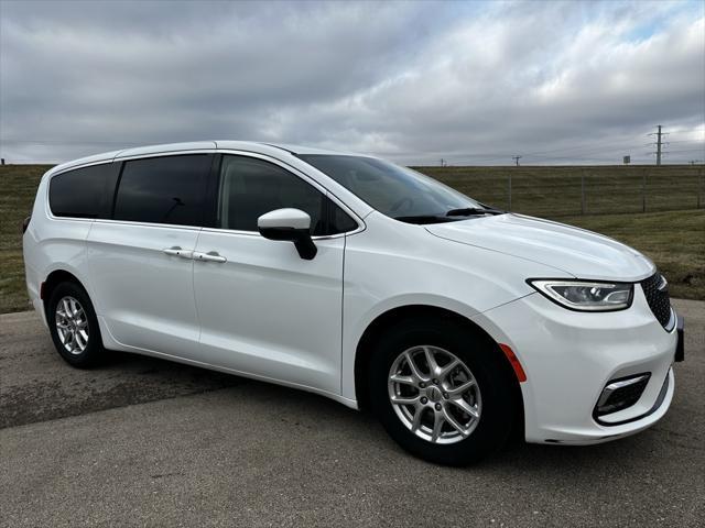 used 2023 Chrysler Pacifica car, priced at $24,999