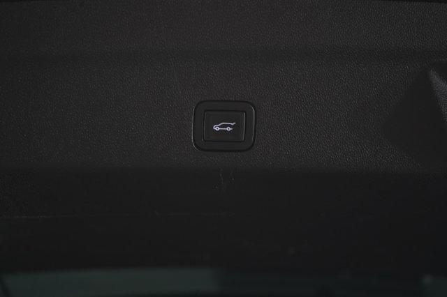 used 2023 GMC Yukon XL car, priced at $59,998