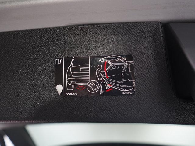 used 2022 Volvo XC90 car, priced at $34,998