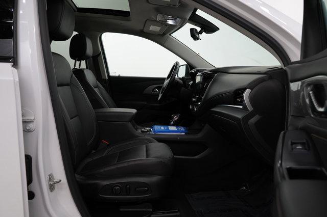 used 2021 Chevrolet Traverse car, priced at $32,998