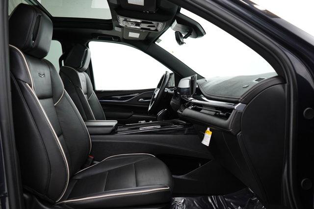used 2023 Cadillac Escalade ESV car, priced at $74,998