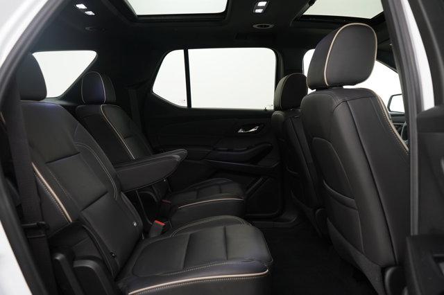 used 2023 Chevrolet Traverse car, priced at $40,699