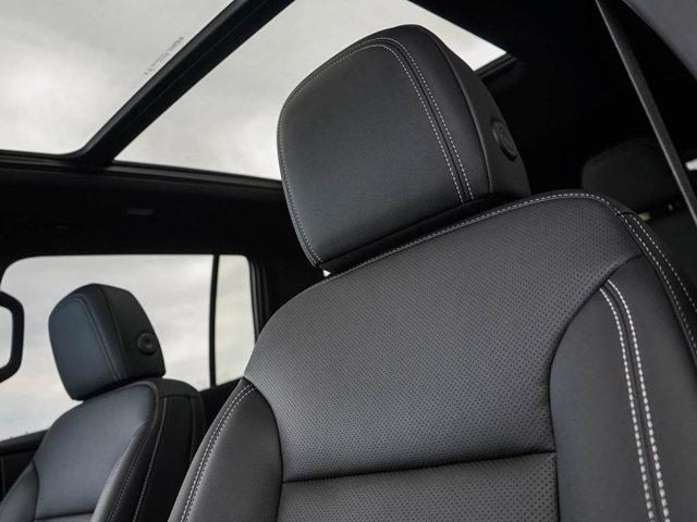 new 2025 Chevrolet Traverse car, priced at $46,798