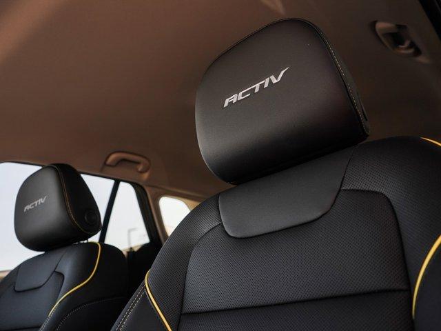 new 2025 Chevrolet Trax car, priced at $24,998