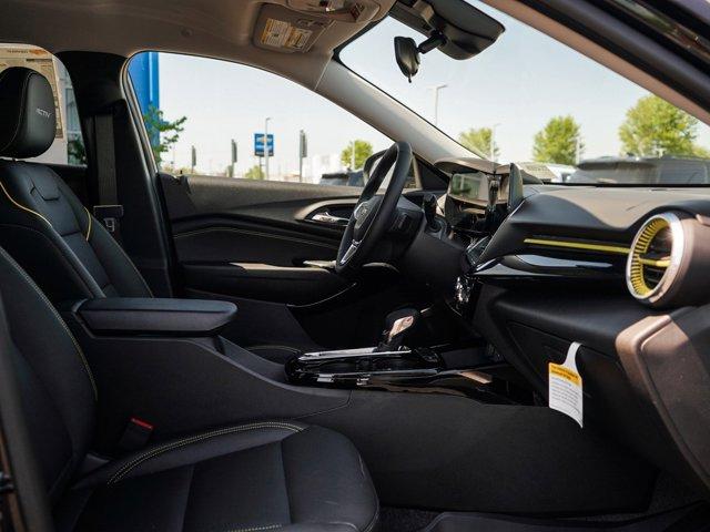 new 2025 Chevrolet Trax car, priced at $24,998