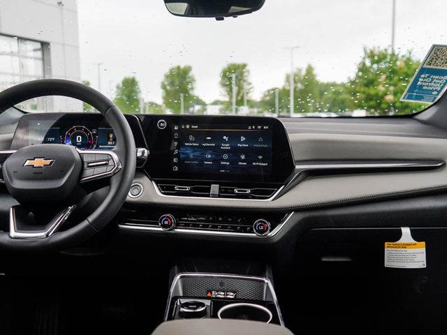 new 2026 Chevrolet Equinox car, priced at $33,298