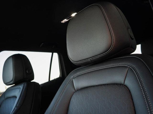 new 2026 Chevrolet Equinox car, priced at $33,998