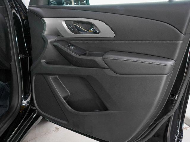 used 2023 Chevrolet Traverse car, priced at $35,499
