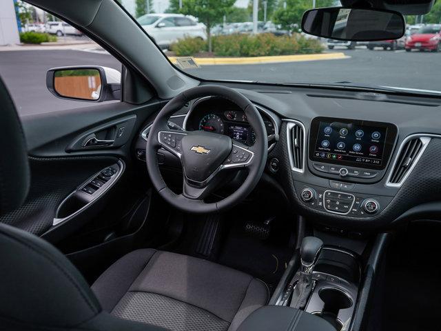 new 2025 Chevrolet Malibu car, priced at $29,498