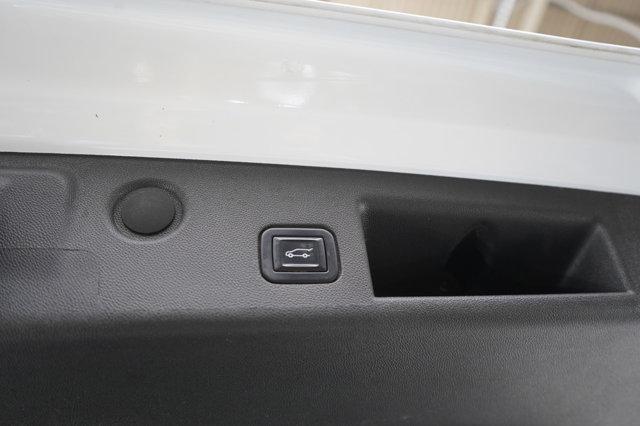 used 2022 Chevrolet Equinox car, priced at $19,599