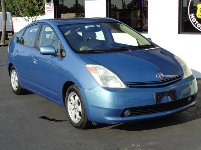 used 2004 Toyota Prius car, priced at $4,895