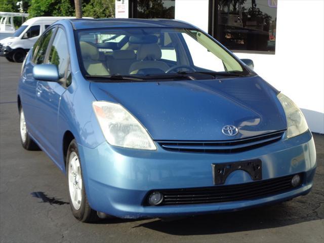 used 2004 Toyota Prius car, priced at $4,895