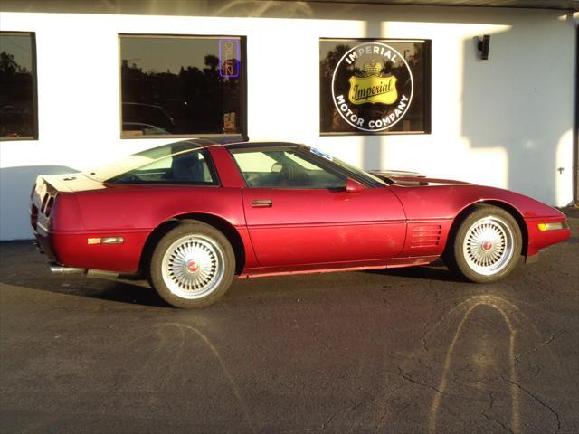 used 1992 Chevrolet Corvette car, priced at $8,995